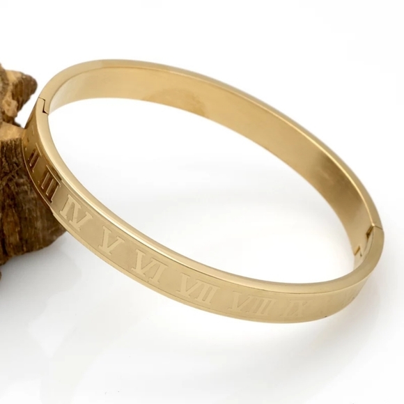 Stainless steel cuff adjustable bangle bra… - Picture 2 of 3